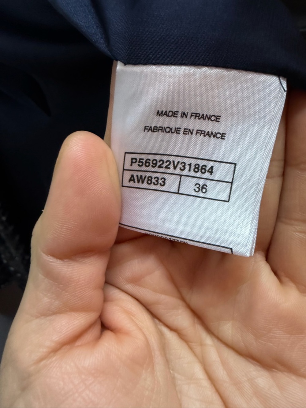 CHANEL Metallic Fantasy Tweed Coat – Navy Blue/Silver (Size 36) - Picture 13 of 15